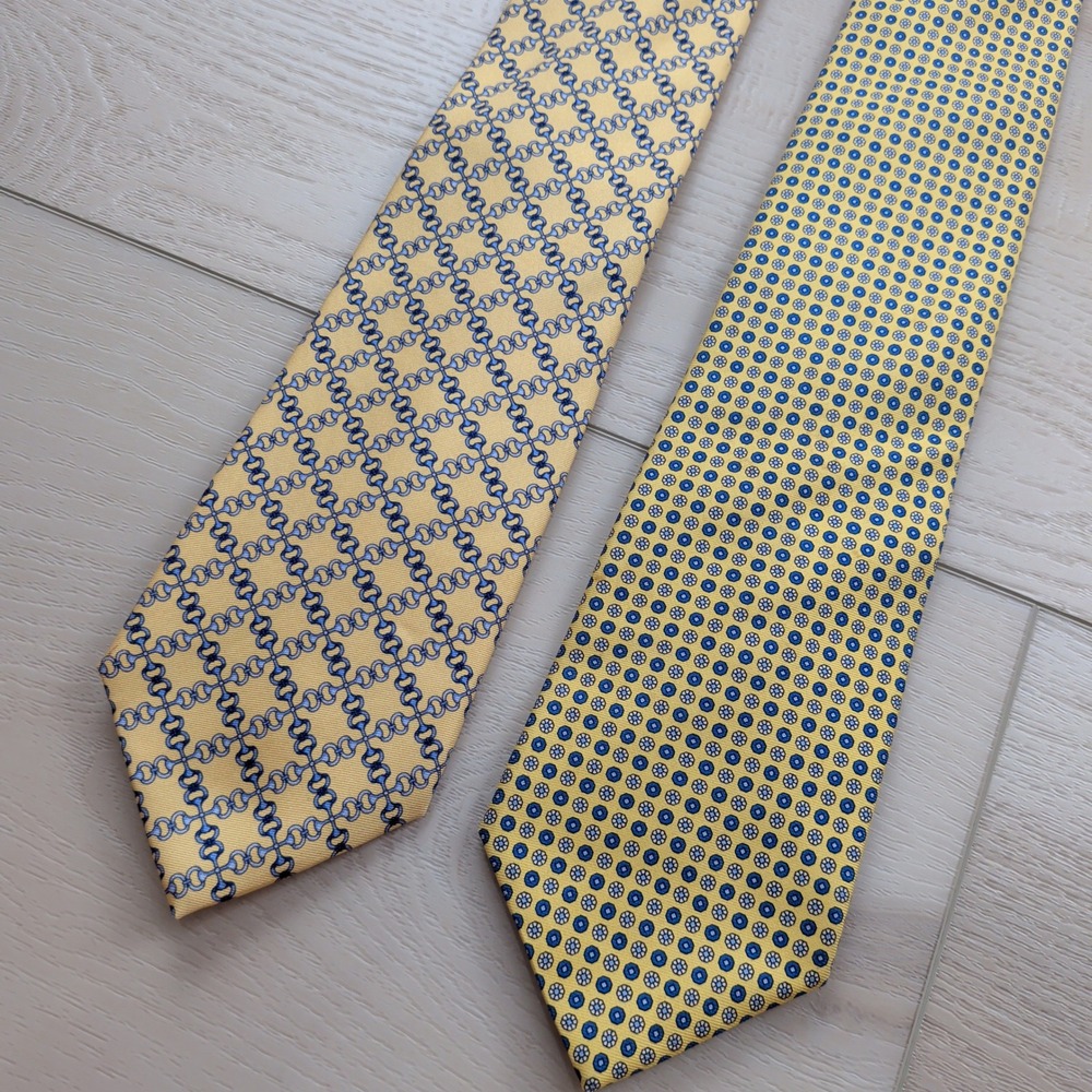 Brooks Brothers 346 Mens Yellow Silk Tie Lot2 Geometric Medallion Made in USA
